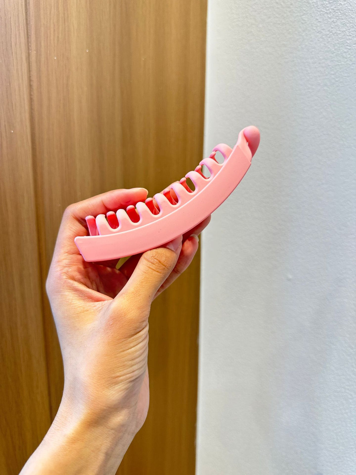 Elegant Vertical Banana Hair Clip